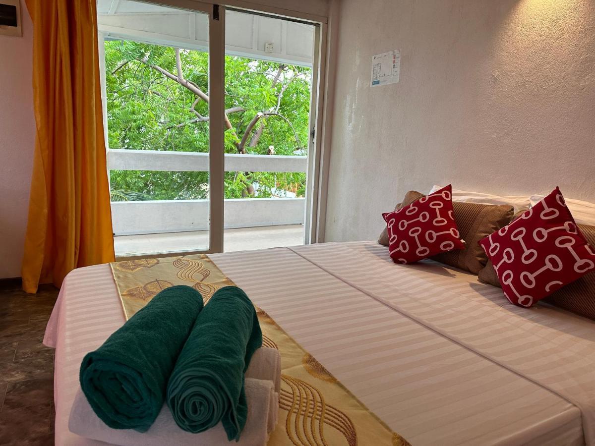 Dhiffushi Island Villa 外观 照片